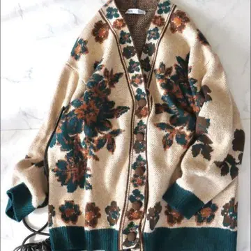 ZARA 꽃무늬 자카드 니트 가디건 루즈핏