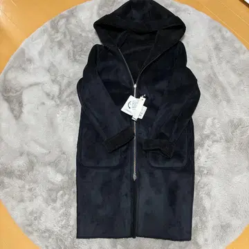 스콧 클럽 계열 soeur7 리버서블 코트 블랙