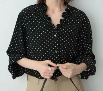 SLOBE IENA 도트 프린트 V넥 스탠드 프릴 블라우스