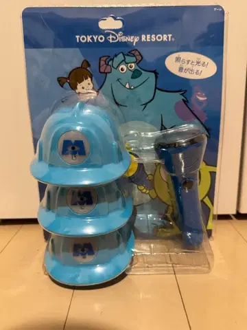 [ 미개봉 ] TDR 몬스터 주식회사 빛나는 헬멧 & 라이트 세트