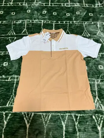 미사용 새상품 미키하우스 성인 M 사이즈 반팔 피케 셔츠 베이지
