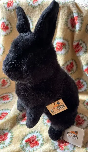 koesen  블랙 토끼 봉제 인형