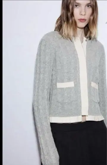 선착순 완판 ZARA 울100% 케이블 니트 가디건 그레이