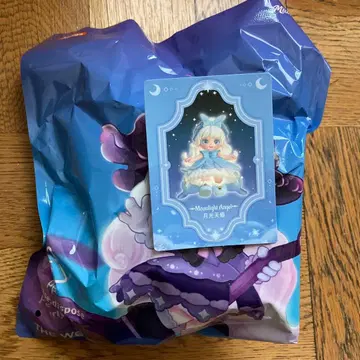 Miana 신비로운 고성 트레이딩 피규어