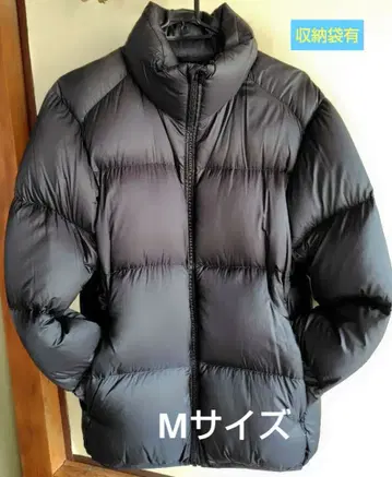 유니클로 울트라 라이트 다운 볼륨 자켓 블랙 M 사이즈 수납 봉투 포함