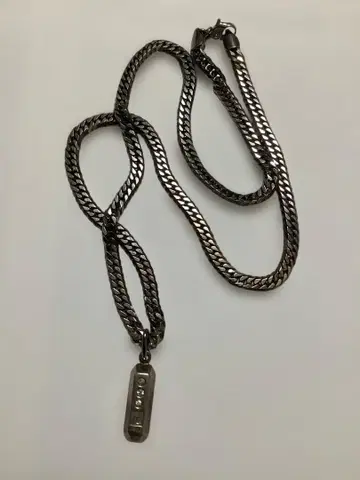 레다실마 목걸이