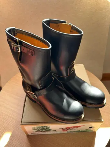 레드윙 9268 엔지니어 부츠 블랙 클론다이크 차심