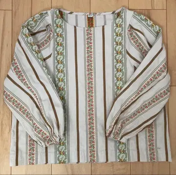 새상품급 45R 붓 자국 플라워 자카드 블라우스