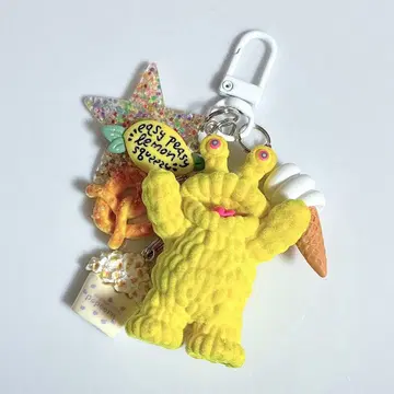 찰랑찰랑 키링 찰랑찰랑 가챠가챠 몰 뮤턴트 옐로우 컬러