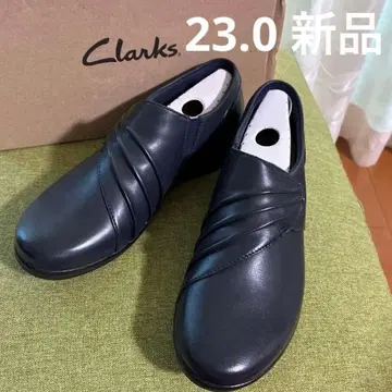 클락스 슬립온 23.0 네이비 컬러 가죽 고급