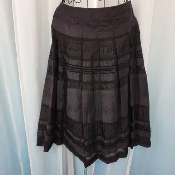 [ 초 메루카리 시 ] 지방시 플레어 스커트 38