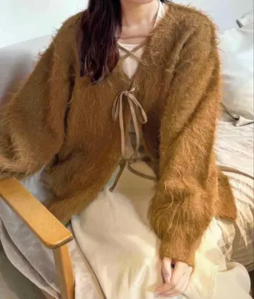 [ apres jour clair ] 샤기 레이스업 니트 가디건