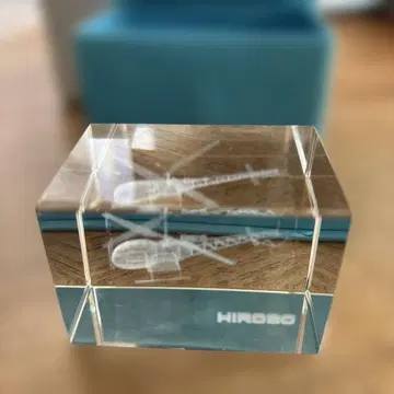 HIROBO 헬리콥터 크리스탈 조각