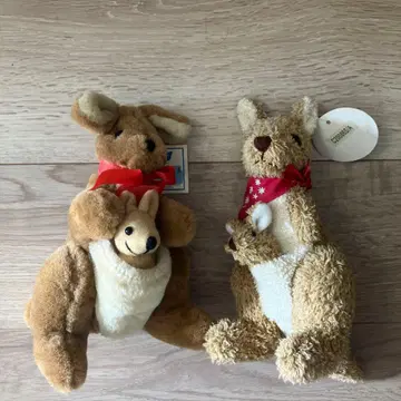 캥거루 봉제 인형 (새끼 포함) 2개