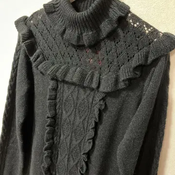 핑크하우스 프릴 장식 블랙 니트 원피스 튜닉 미사용 새상품