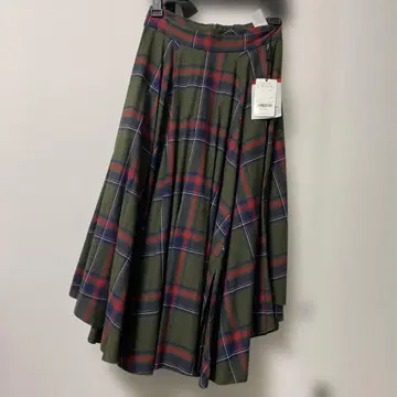 덥스타 체크 무늬 플레어 스커트 사이즈 38