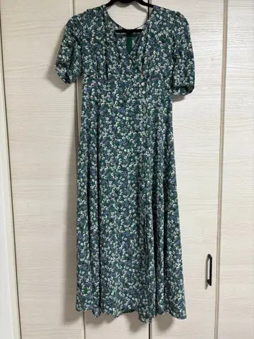 FRAY I.D 퍼프 슬리브 플라워 원피스 그린