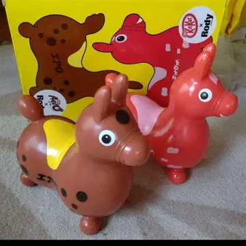 KitKat Rody 탈 수 있는 완구 2가지 색상 세트