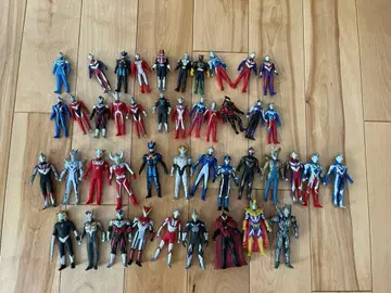 울트라맨 특촬물 괴수 소프트 비닐 피규어 세트 약 100체