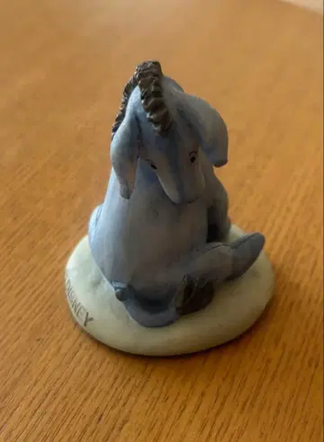 [ 디즈니 ] 이요르 미니 피규어 1박스 있음