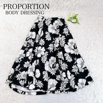 PROPORTION BODY DRESSING 플라워 프린트 플레어 스커트
