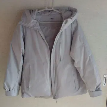 UNIQLO 하이브리드 다운 후드티 WOMENS M 사이즈