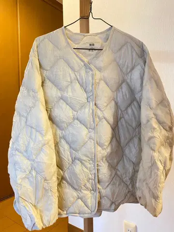 유니클로 울트라 라이트 다운 화이트