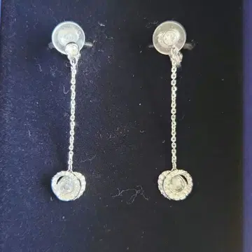 Swarovski 체인 타입 귀걸이 각인 있음 박스형
