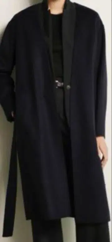 띠어리 블랙 롱 코트