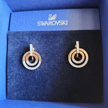 Swarovski 원형 겹침 디자인 귀걸이