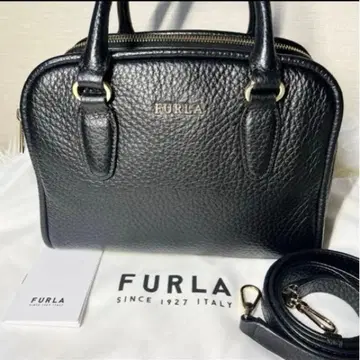 새상품급 FURLA 블랙 가죽 숄더백