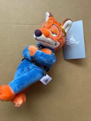 디즈니 스토어 주토피아 닉 경찰 봉제 인형 키체인