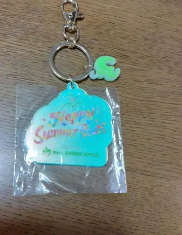 미세스 그린애플 x 디즈니 콜라보 서머 쿨오프 키체인