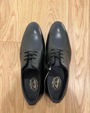 [ 미사용 새상품 ] Hawkins 블랙 레이스업 슈즈 플레인 블랙