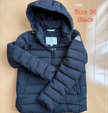 PYRENEX 블랙 다운 자켓 사이즈 36