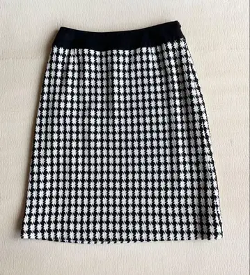 레리안 무릎 기장 스커트 하운드투스 울 혼방 9호