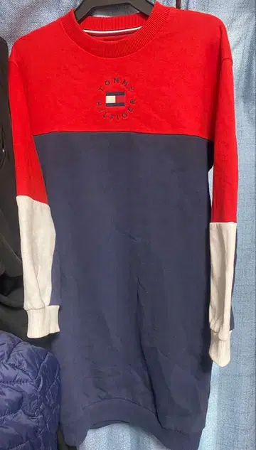 TOMMY HILFIGER 컬러 블록 트레이닝복 152