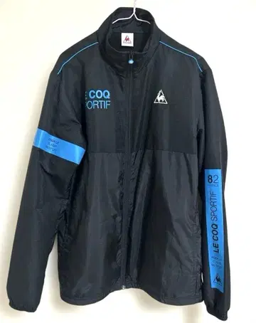 르꼬끄 스포르티프 윈드 브레이커 M 사이즈 블랙 블루