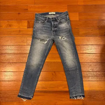 GOLDEN GOOSE 데미지 가공 슬림핏 데님 사이즈 24