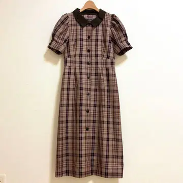 클래시컬 체크 카라 부착 타이트 원피스 브라운 S 사이즈