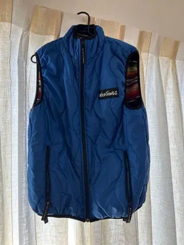 WILD THINGS 리버서블 다운 베스트