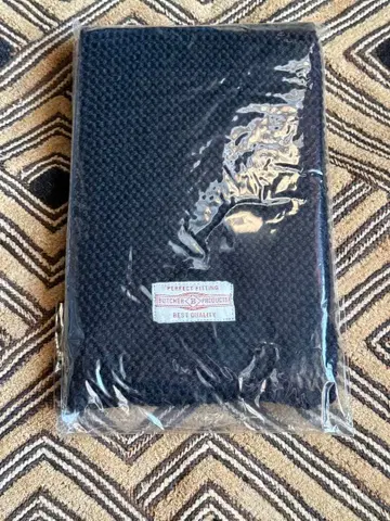 At Last 레드 크로스 내로우