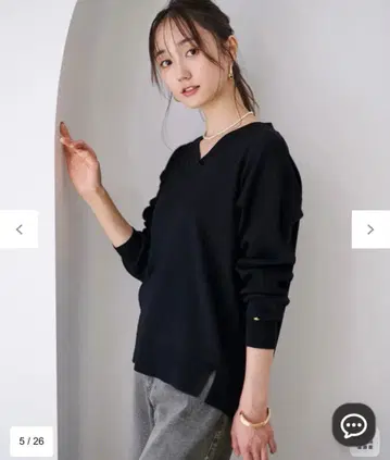 애니시스 새상품 [ 울 블렌드 시리즈 ] 프론트 절개 V넥 니트