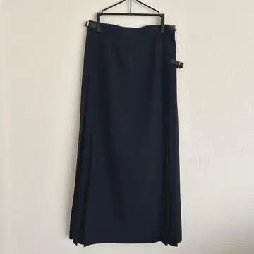 네이비 롱 플리츠 랩스커트 House of York