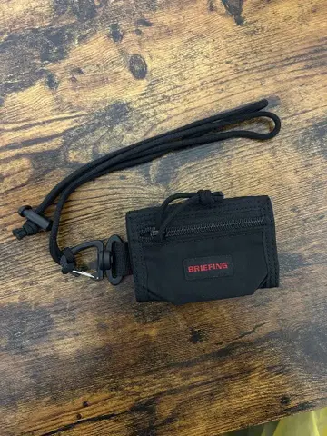 BRIEFING 블랙 미니 지갑 상태 좋은 중고