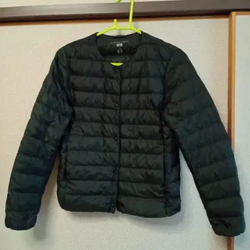 유니클로 울트라 라이트 다운 M 사이즈