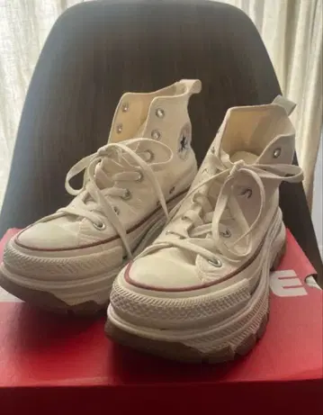 CONVERSE ALL STAR 화이트 통굽 하이컷