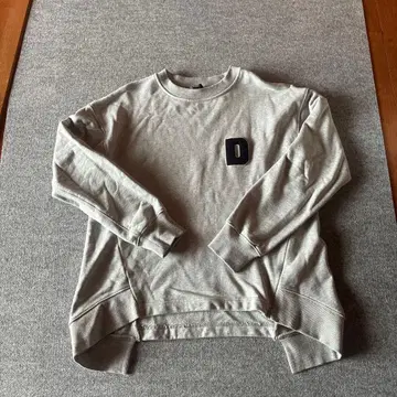 더블 스탠다드 맨투맨