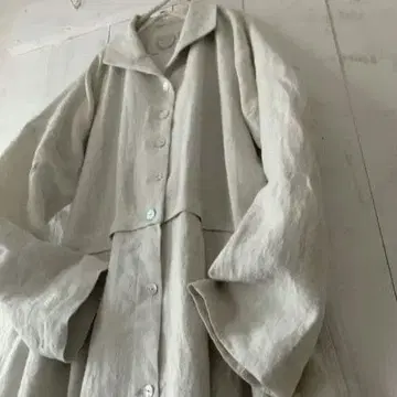 핸드메이드 린넨 100% 그레이지 윙카라 절개 턱 OP