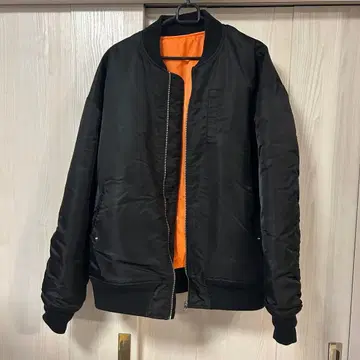 RVCA MA-1 스타일 자켓 블랙